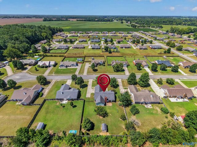 115 Cool Creek Road, Hazel Green, AL 35750