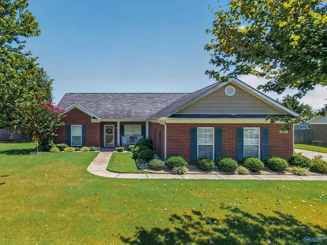 115 Cool Creek Road, Hazel Green, AL 35750