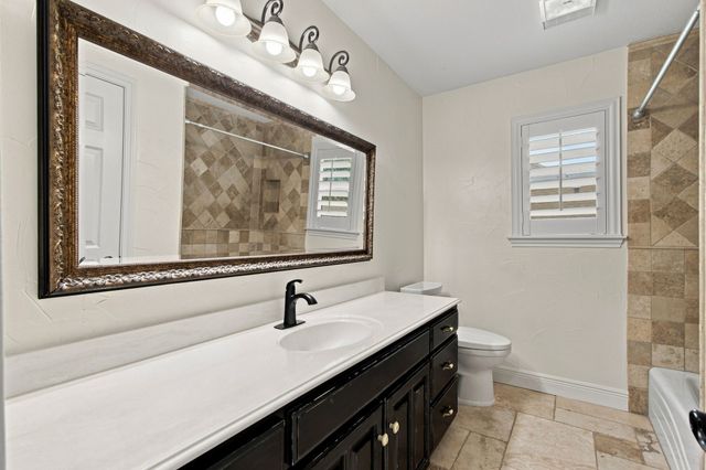 2620 Heather Brook Court, Bedford, TX 76021