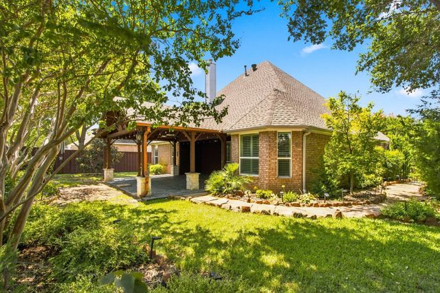 2620 Heather Brook Court, Bedford, TX 76021