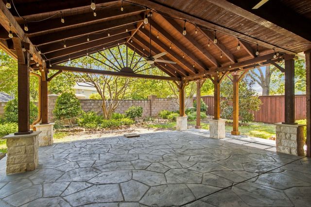 2620 Heather Brook Court, Bedford, TX 76021