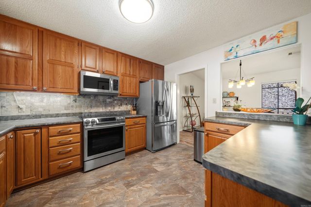 500 Pakis St Apt 12C, Hot Springs, AR 71913