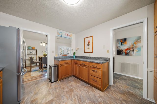 500 Pakis St Apt 12C, Hot Springs, AR 71913