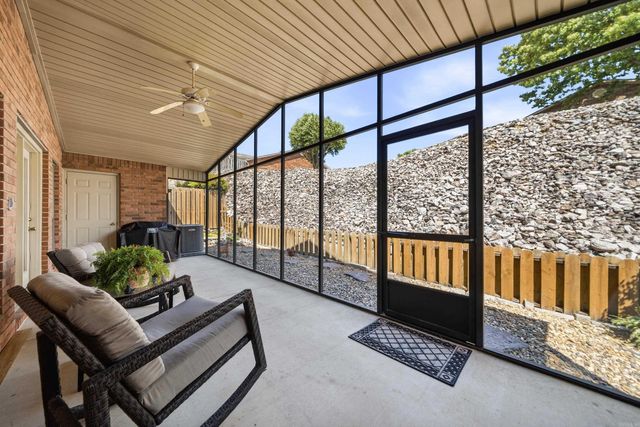 500 Pakis St Apt 12C, Hot Springs, AR 71913