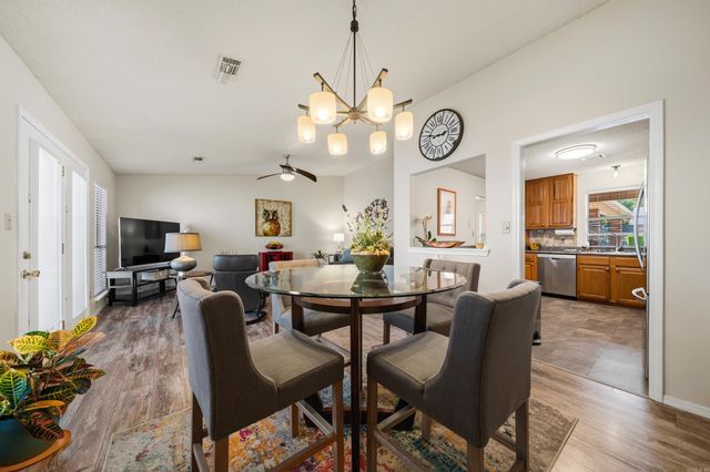 500 Pakis St Apt 12C, Hot Springs, AR 71913