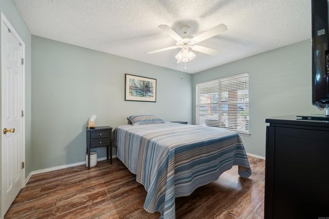 500 Pakis St Apt 12C, Hot Springs, AR 71913