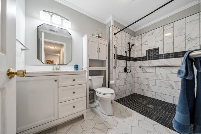 500 Pakis St Apt 12C, Hot Springs, AR 71913