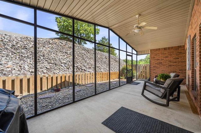 500 Pakis St Apt 12C, Hot Springs, AR 71913