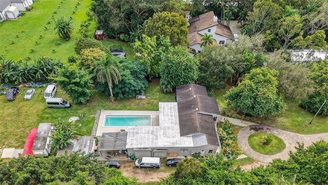 23825 SW 142nd Ave, Homestead, FL 33032