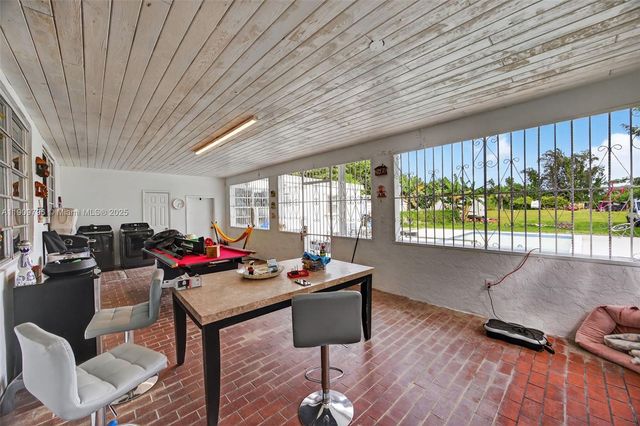 23825 SW 142nd Ave, Homestead, FL 33032