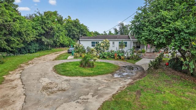 23825 SW 142nd Ave, Homestead, FL 33032