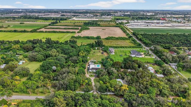 23825 SW 142nd Ave, Homestead, FL 33032