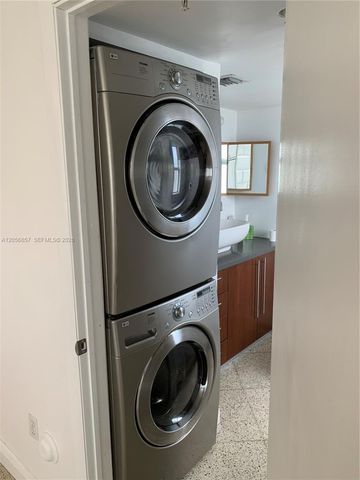 498 SW 2nd Street 2C, Miami, FL 33130