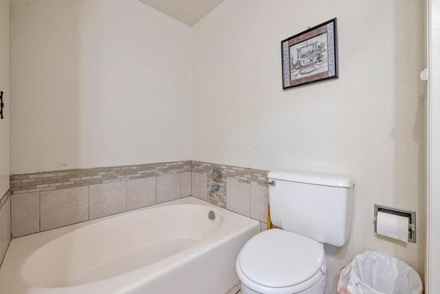 1821 Rose Ave, Ceres, CA 95307