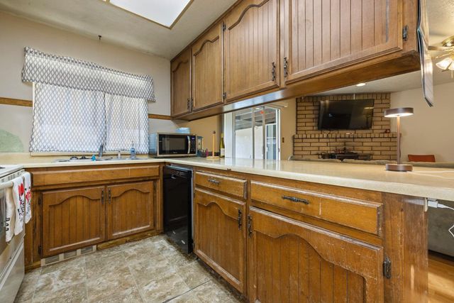 1821 Rose Ave, Ceres, CA 95307