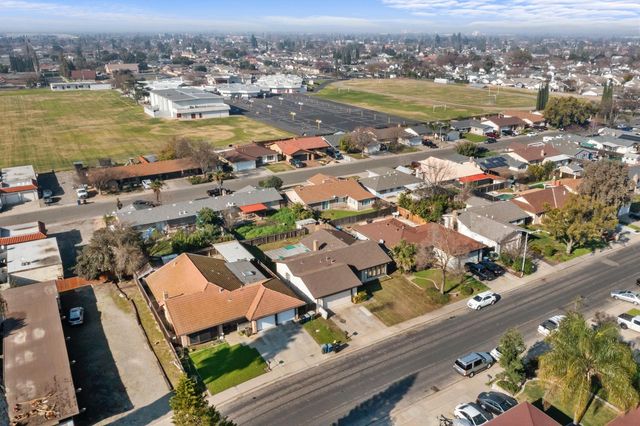 1821 Rose Ave, Ceres, CA 95307