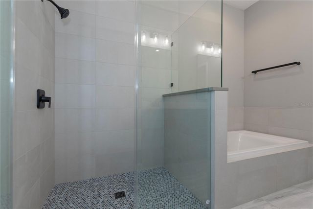 10109 HAYFIELD WAY, Tampa, FL 33626