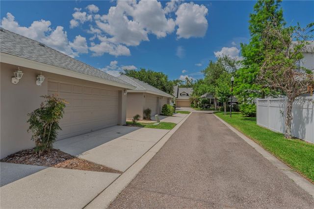 10109 HAYFIELD WAY, Tampa, FL 33626