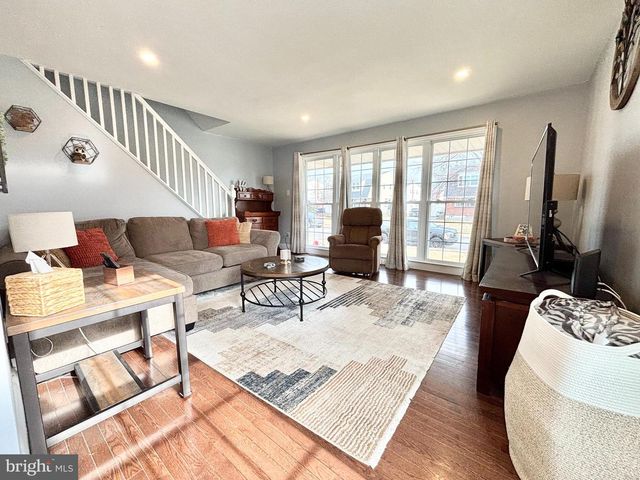 829 HOOD RD, Swarthmore, PA 19081