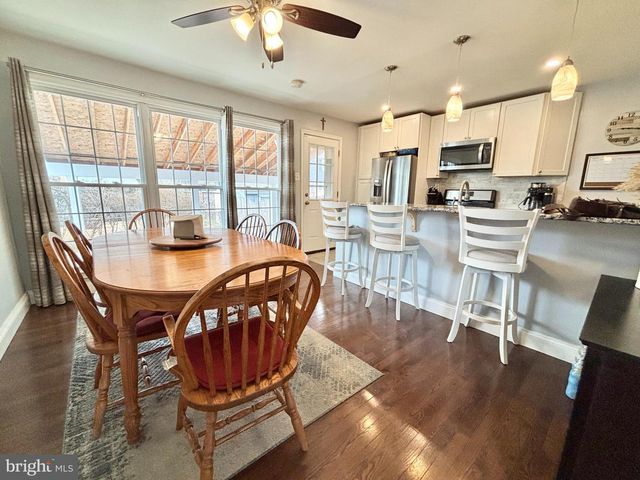 829 HOOD RD, Swarthmore, PA 19081