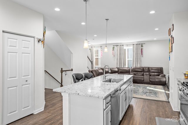 4203 Calder Lane, Aurora, IL 60504