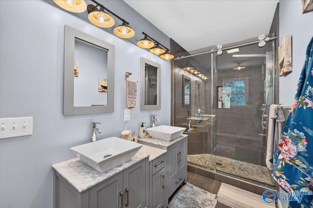 2604 Fanelle Circle, Huntsville, AL 35801