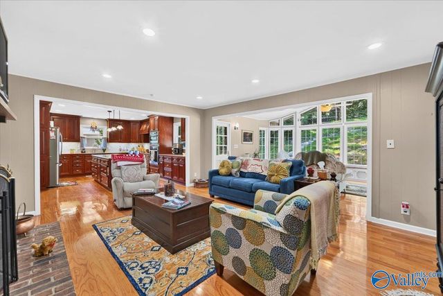 2604 Fanelle Circle, Huntsville, AL 35801