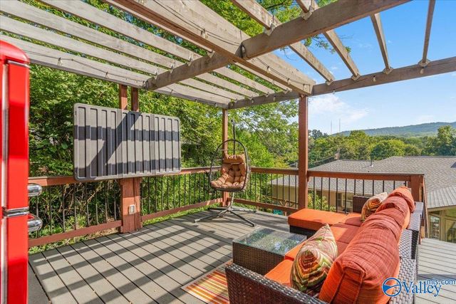 2604 Fanelle Circle, Huntsville, AL 35801