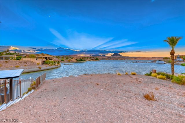 17 Via Del Garda, Henderson, NV 89011