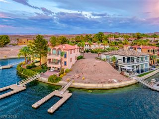 17 Via Del Garda, Henderson, NV 89011