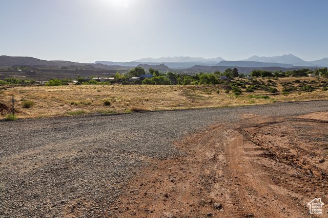 1880 SKYLINE DR, Moab, UT 84532