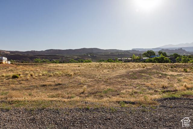 1880 SKYLINE DR, Moab, UT 84532