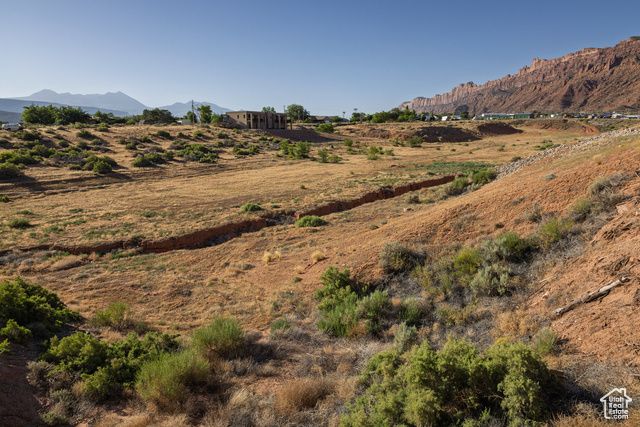 1880 SKYLINE DR, Moab, UT 84532
