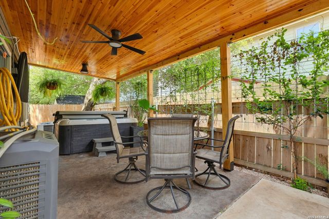 442 HAMPTON CV, Boerne, TX 78006
