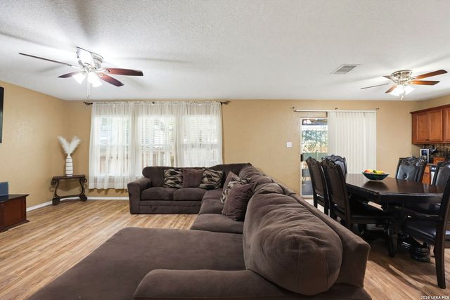 442 HAMPTON CV, Boerne, TX 78006