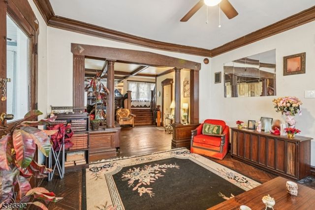 77 Shephard Ave, Newark City, NJ 07112