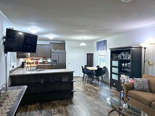 423 Gordon Drive, Onalaska, WI 54650