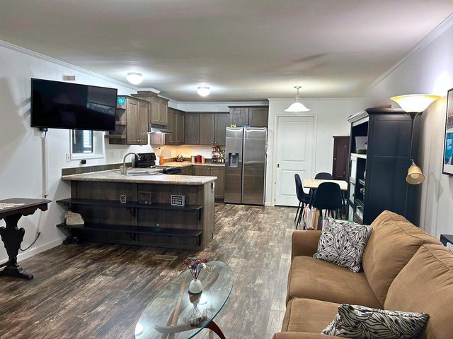 423 Gordon Drive, Onalaska, WI 54650