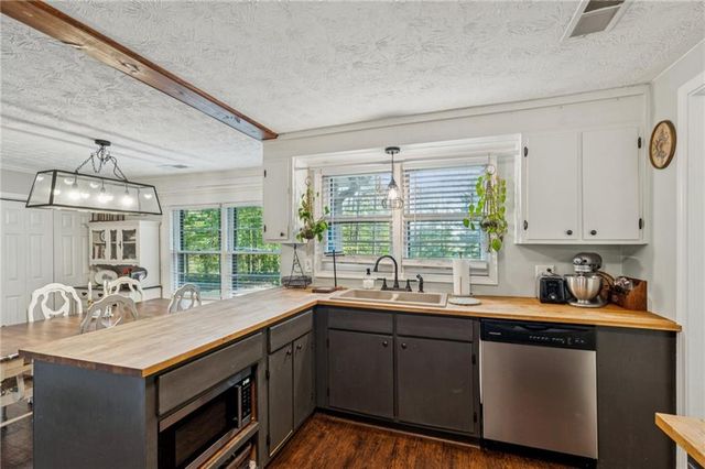 949 Freehome Road, Canton, GA 30115