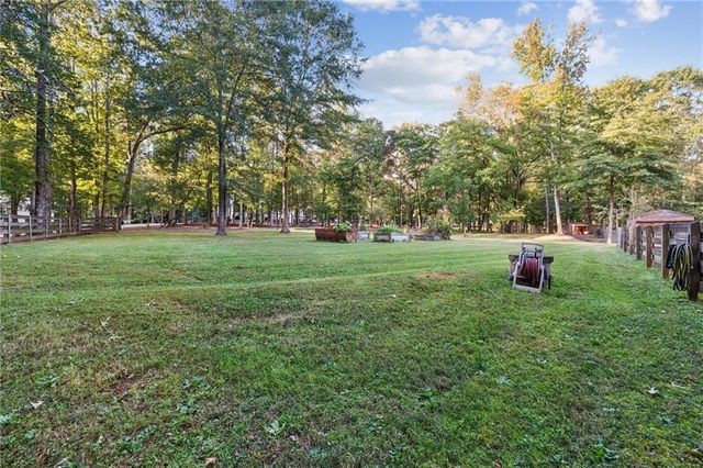 949 Freehome Road, Canton, GA 30115