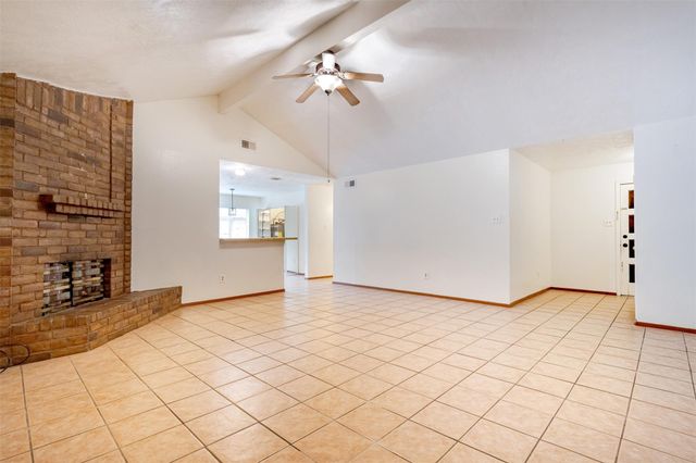 9507 Wellsworth Drive, Houston, TX 77083