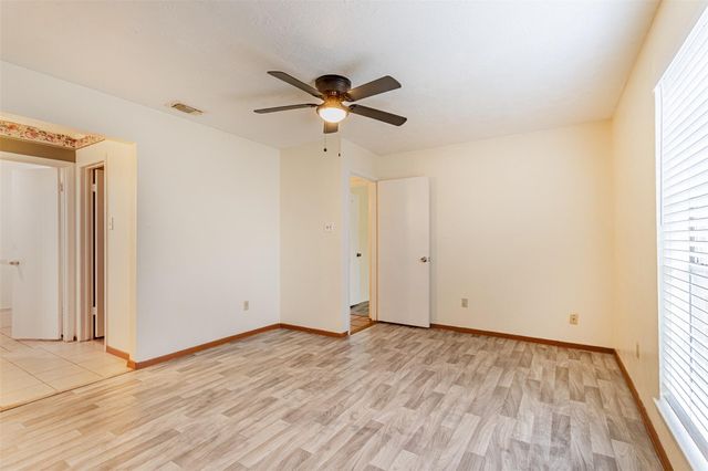 9507 Wellsworth Drive, Houston, TX 77083