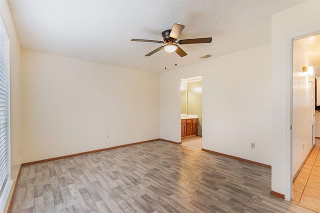 9507 Wellsworth Drive, Houston, TX 77083