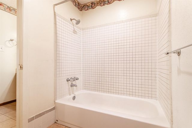 9507 Wellsworth Drive, Houston, TX 77083