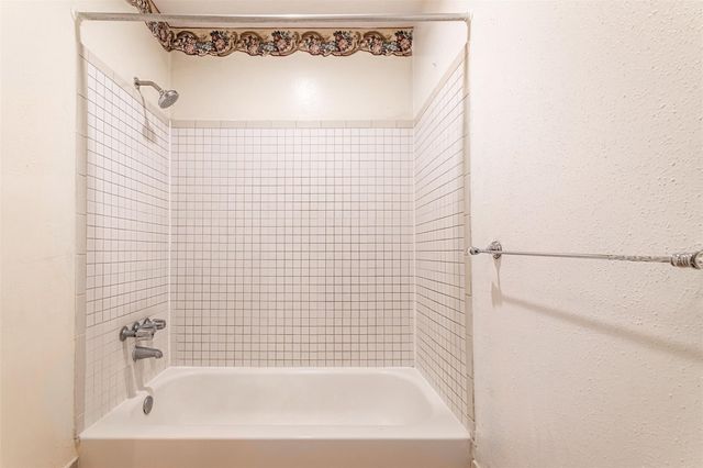 9507 Wellsworth Drive, Houston, TX 77083