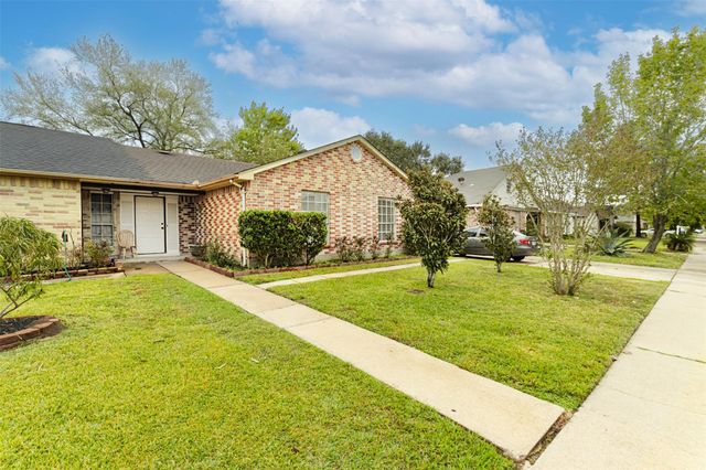 9507 Wellsworth Drive, Houston, TX 77083