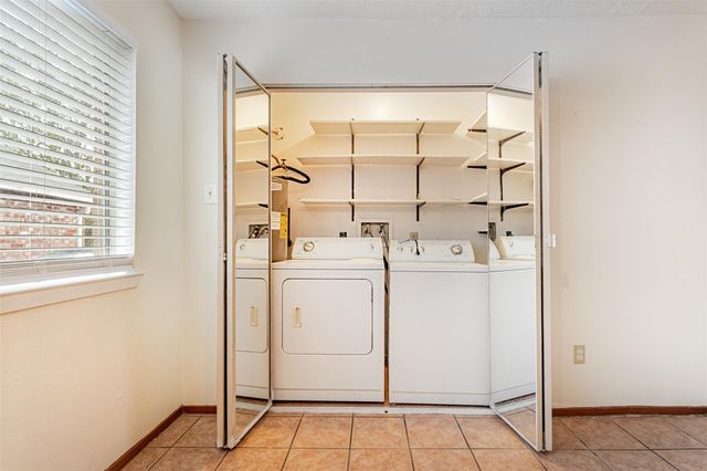 9507 Wellsworth Drive, Houston, TX 77083