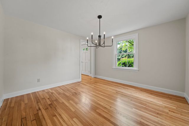 9 Hillside Drive, Nashua, NH 03064
