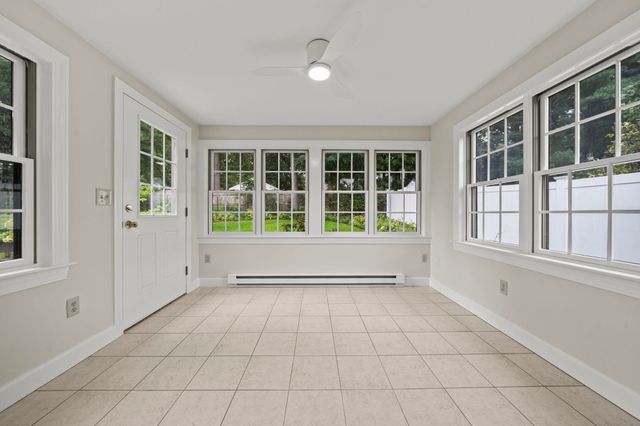 9 Hillside Drive, Nashua, NH 03064