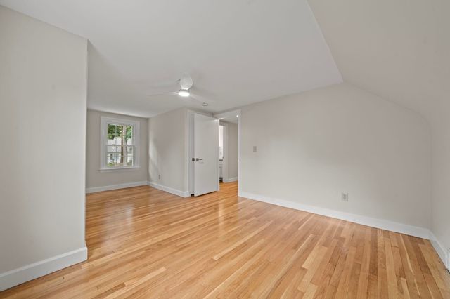 9 Hillside Drive, Nashua, NH 03064